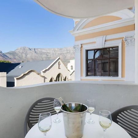 Appartement Luxurious With Stunning View à Le Cap Extérieur photo