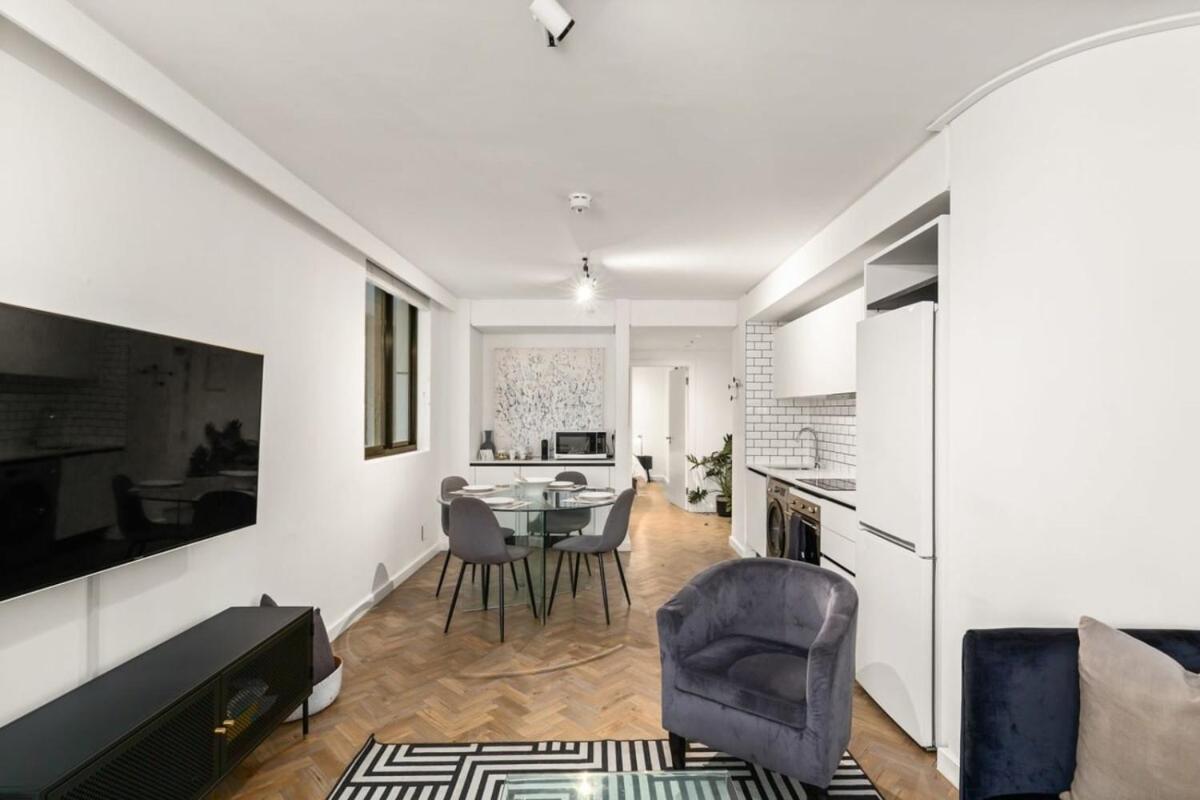 Appartement Luxurious With Stunning View à Le Cap Extérieur photo