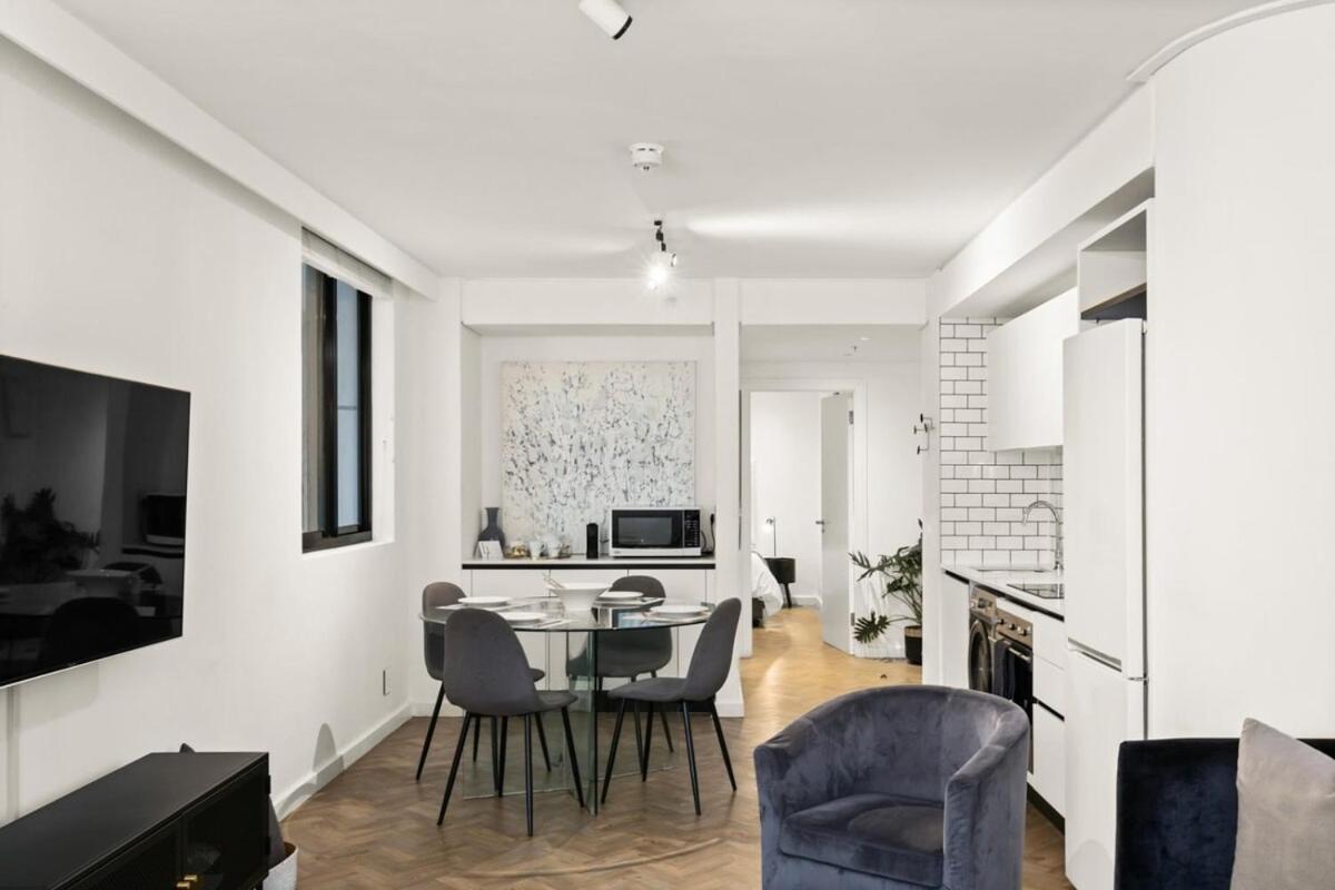Appartement Luxurious With Stunning View à Le Cap Extérieur photo