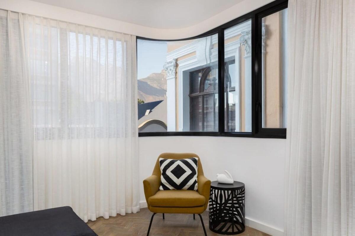 Appartement Luxurious With Stunning View à Le Cap Extérieur photo