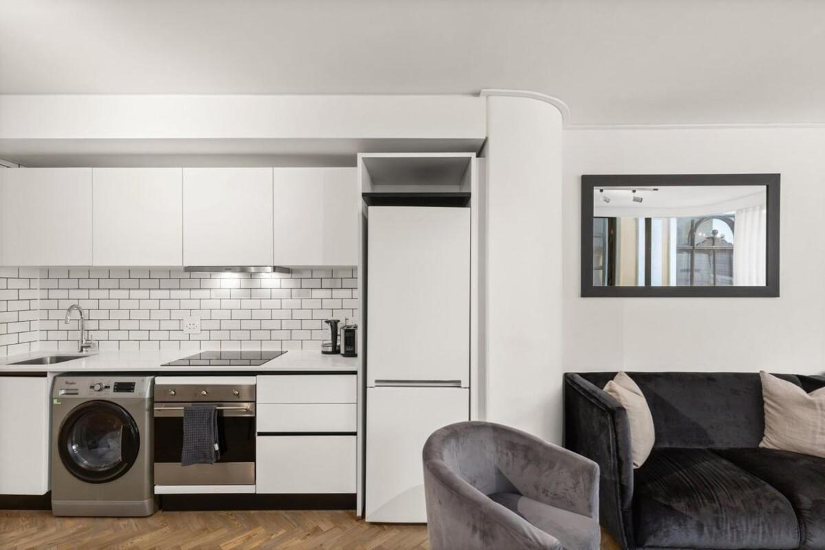Appartement Luxurious With Stunning View à Le Cap Extérieur photo