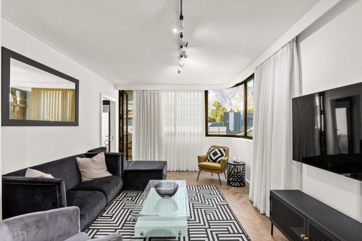 Appartement Luxurious With Stunning View à Le Cap Extérieur photo