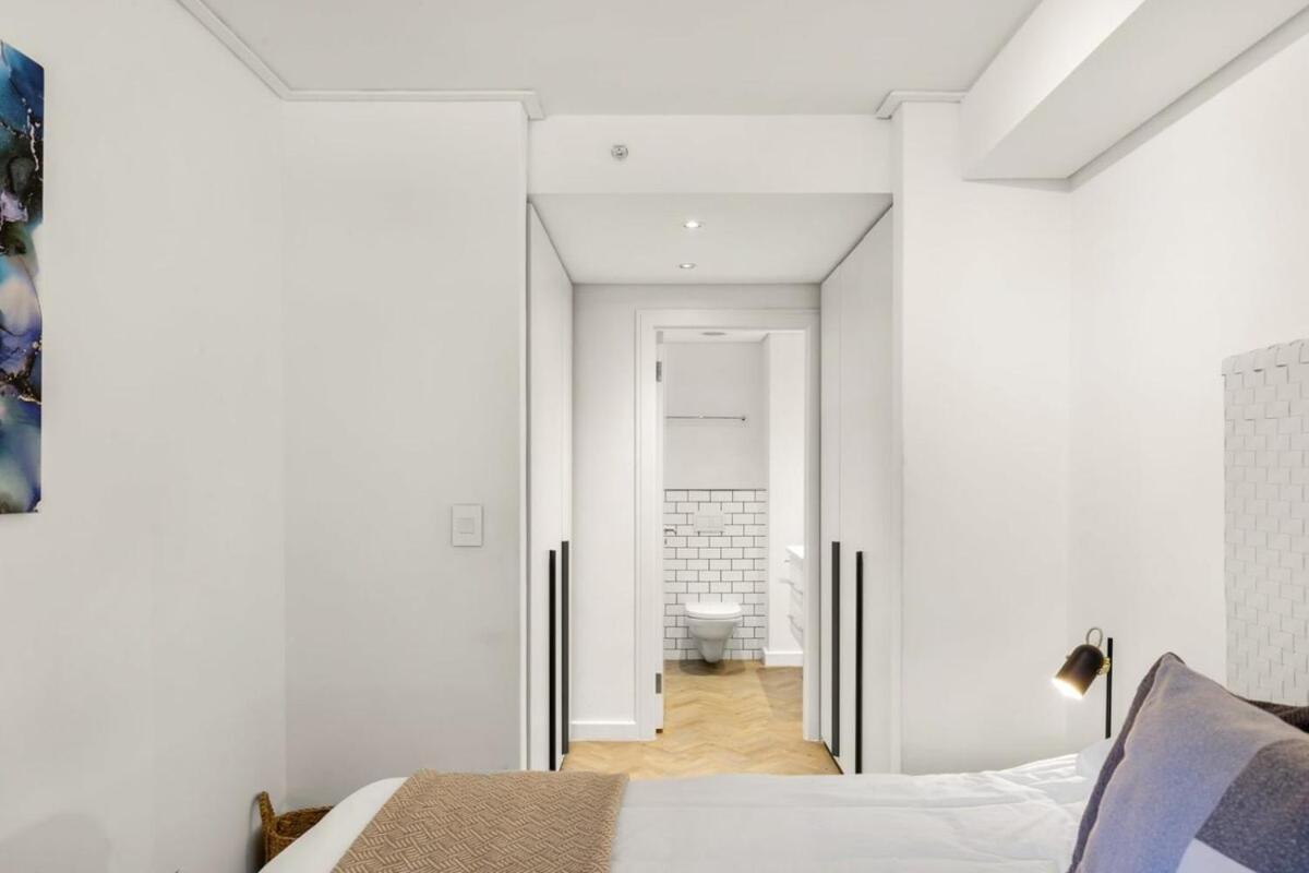 Appartement Luxurious With Stunning View à Le Cap Extérieur photo